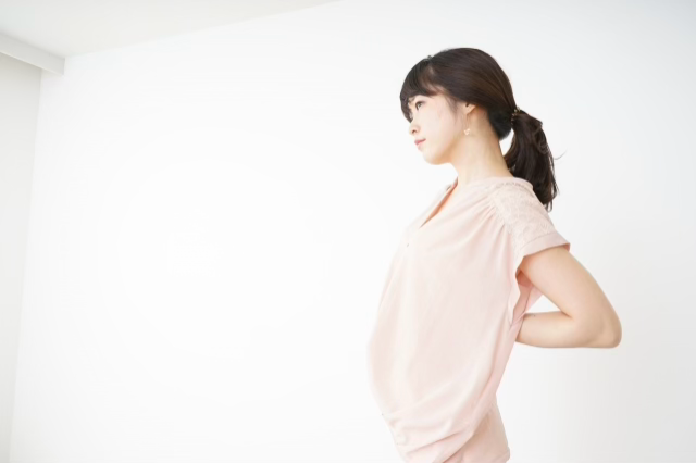 子供の側弯症が手術なしで大幅に軽減！30度以上の側弯症が17度まで矯正できた16歳女性の事例