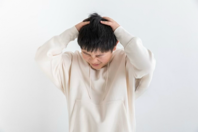 9歳の子供の頭痛が改善！病院で原因不明、薬が効かなかった朝・天気の頭痛の治し方